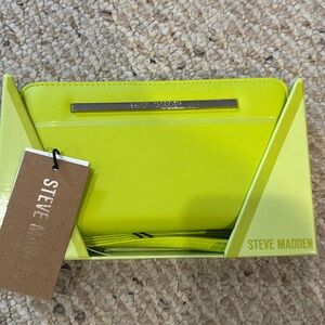 Steve Madden BZIPPY Box Zip Wallet Wristlet - Lemon Yellow/Green New